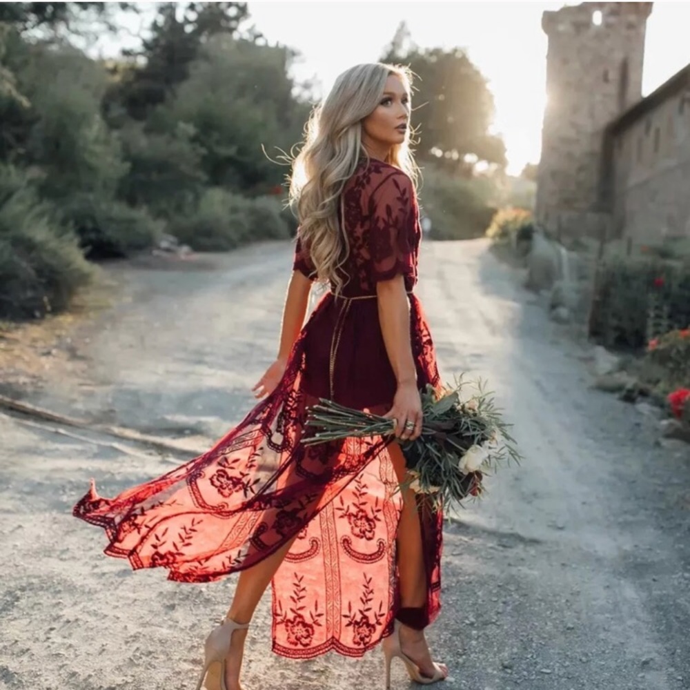 Gorgeous Lace Maxi Dress - Picture 2 of 7